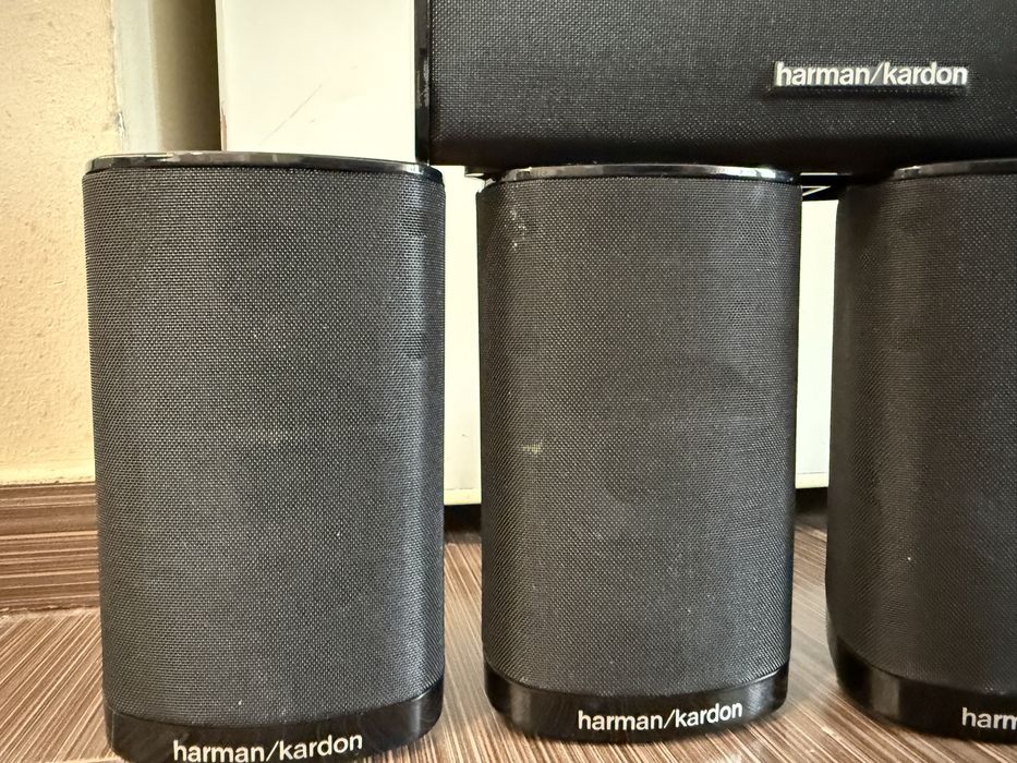 Harman Kardon Сателити , Толнколони