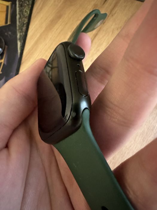продам apple watch series 7 41 мм
