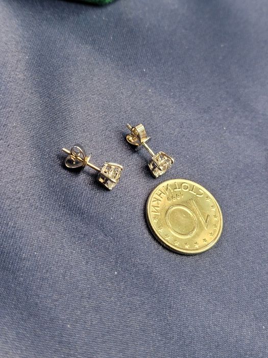 Диаманти обеци 2× 0.5 кт. Общо 1 карат