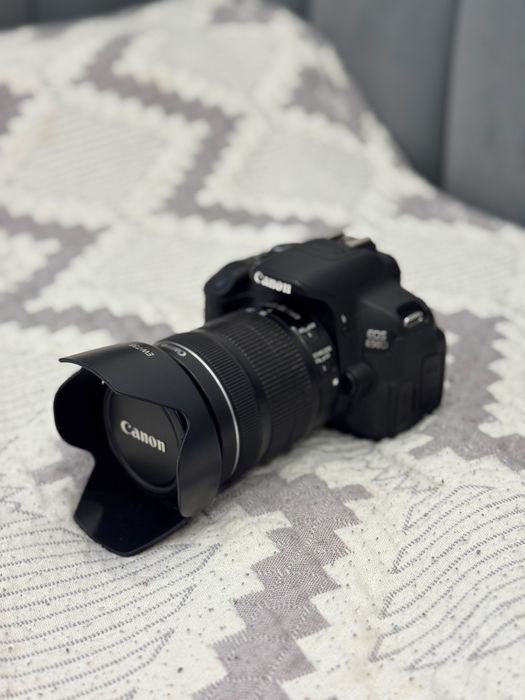 Canon 650D с 2 обьективами