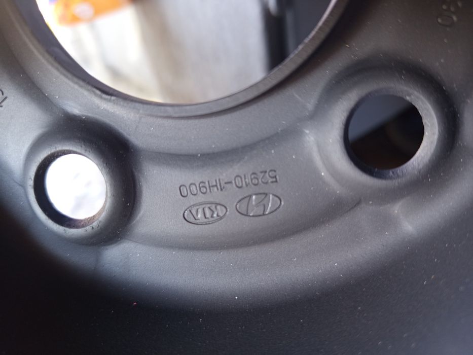 15" Hyundai I30 Kia Ceed  Резервна гума за Киа и Хюндай  Крик и ключ
