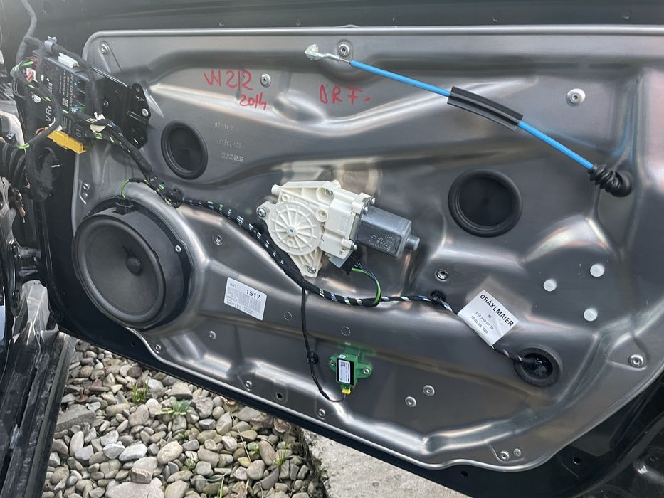 Macara geam electrică ușa dreapta față Mercedes W212