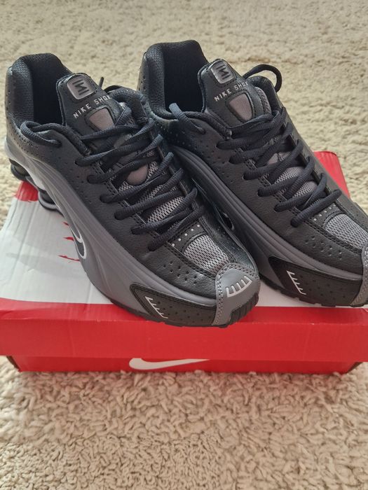 Nike Shox R4 - 42 номер