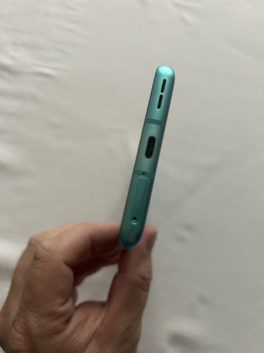 Telefon One plus 8