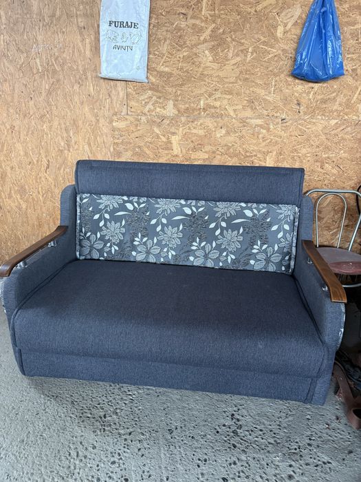 Canapea de 2 persoane extensibila +canapea de 1 persoana extensibila