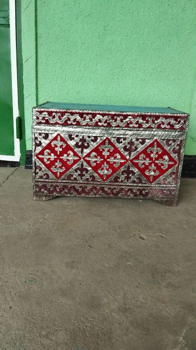 Продам диван в хорошем состоянии