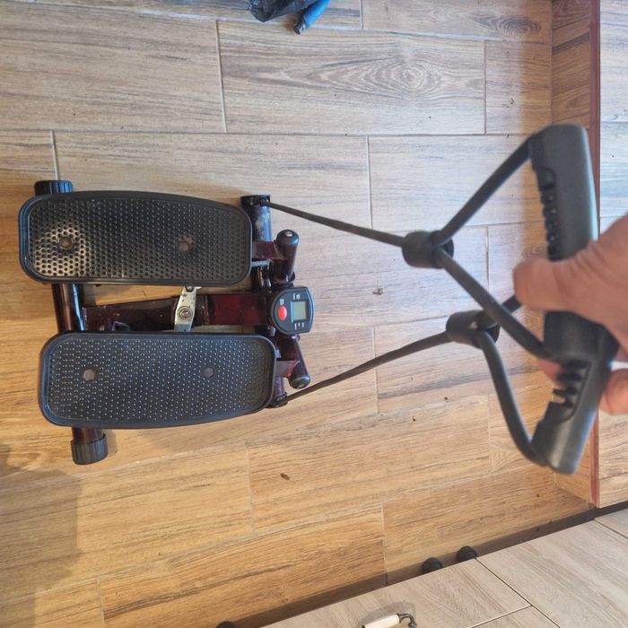 Stepper fitnes cu corzI