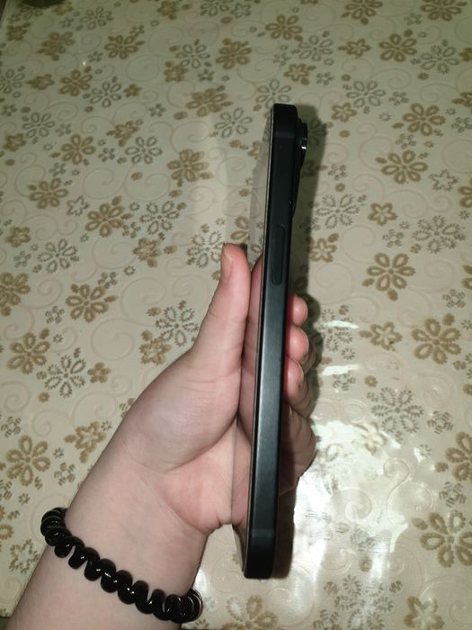 iPhone 15 Activation Lock holatida