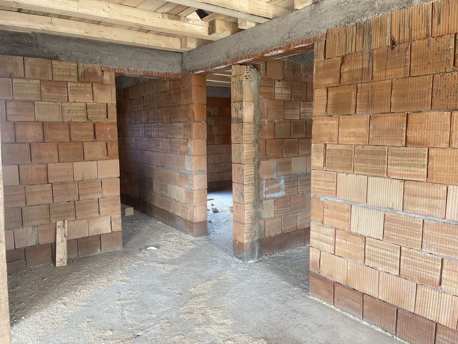 Casa de vanzare in orasul Alesd.