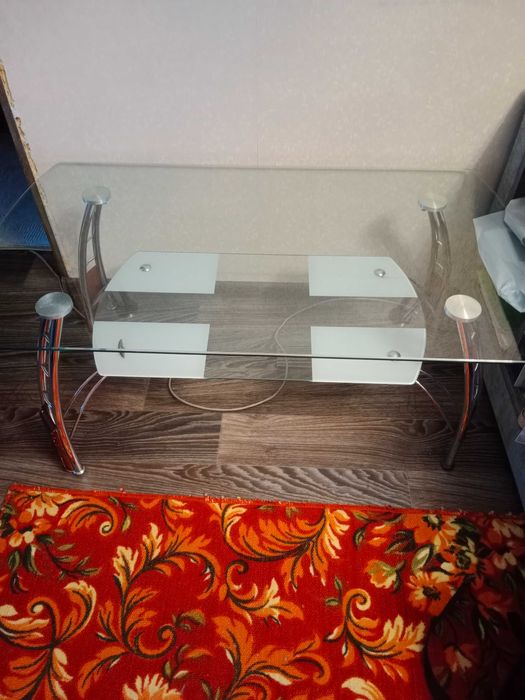 Журнальный столик