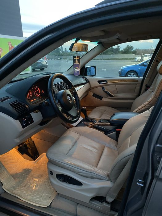 BMW X5 E53.