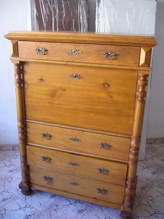 Уникални Старинни Скрин - Секретери