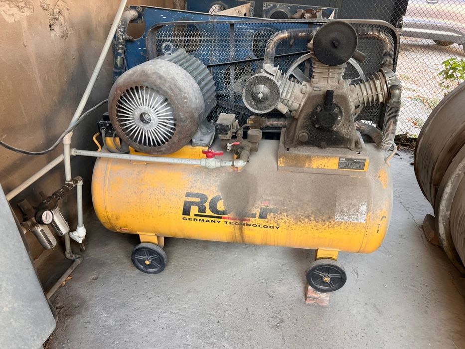 Компрессор 200 л