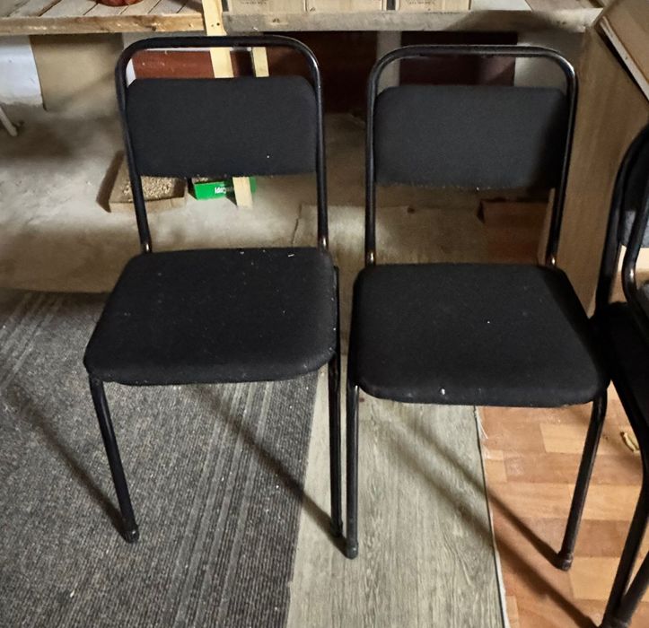 Продам офисные стулья