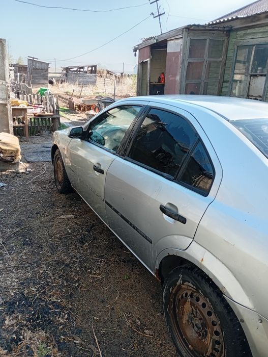 Форд Мондео 2003год