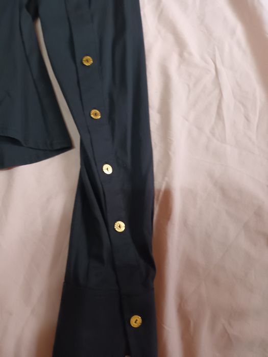 Продам фирменную блузку