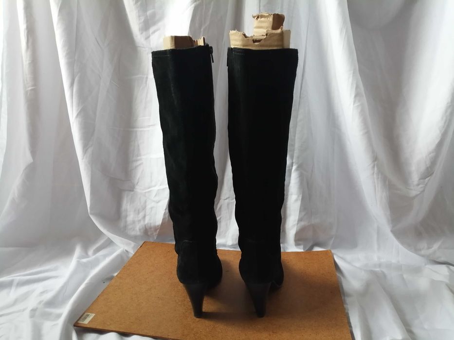 № 41 дамски ботуши естествен велур - с висок ток; марка Janet D.