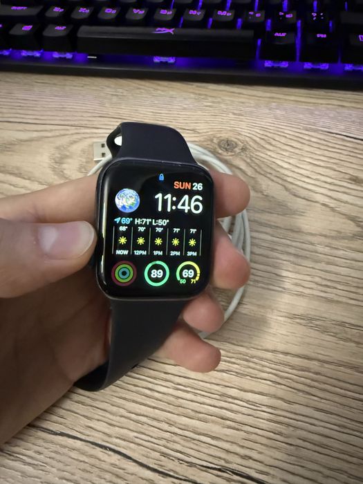 Apple Watch Series 5 44 mm