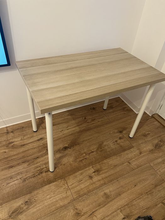 Masa bucatarie aproape noua