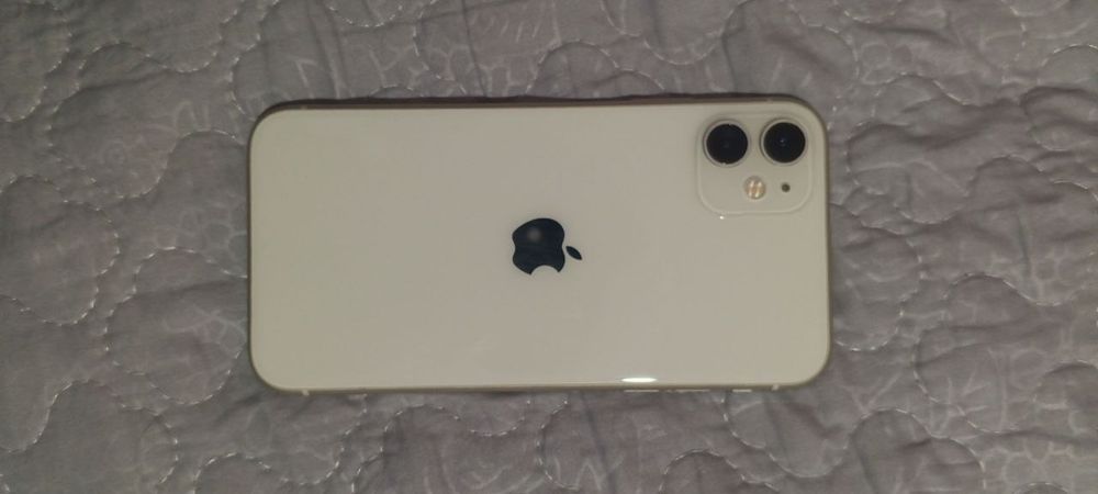 Iphone 11 64 gb radnoy xolatta