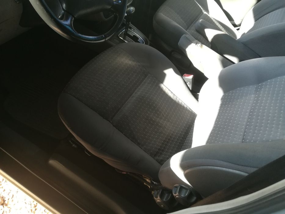 Продавам бартер Сеат алхамбра 7места автоматик 1.9тди116к.с