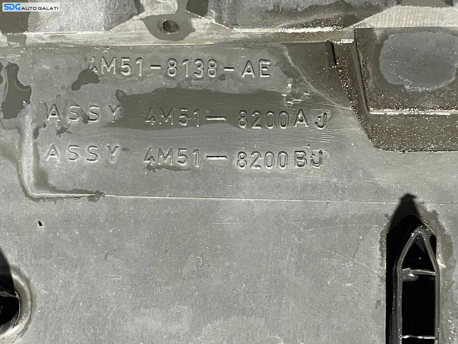 Grila cu Sigla Emblema Bara Spoiler Bara Fata Ford Focus 2 NFL Non Facelift 2004 - 2007 Cod 4M51-8138-AE 4M51-8200-AJ 4M51-8200-BJ [L2594]
