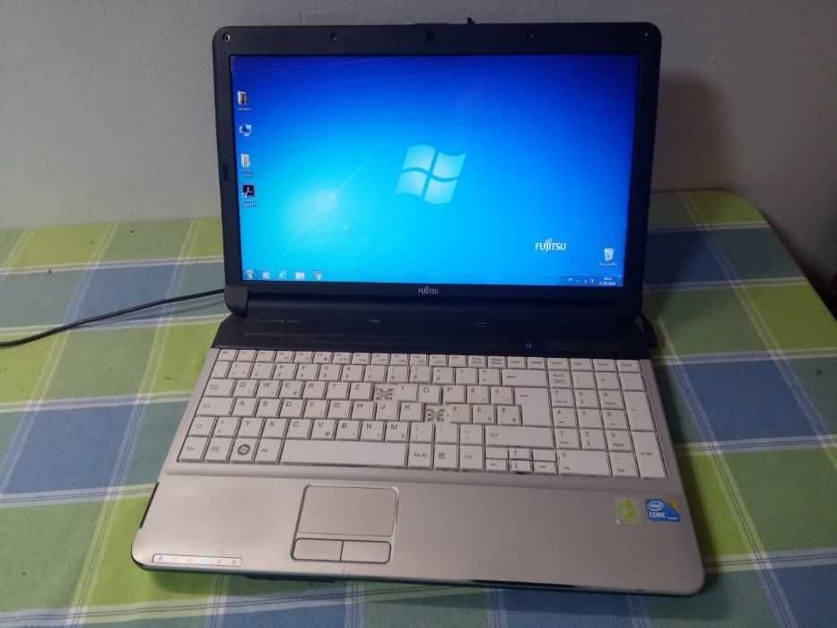 Elemente Fujitsu Siemens LifeBook AH530 A530