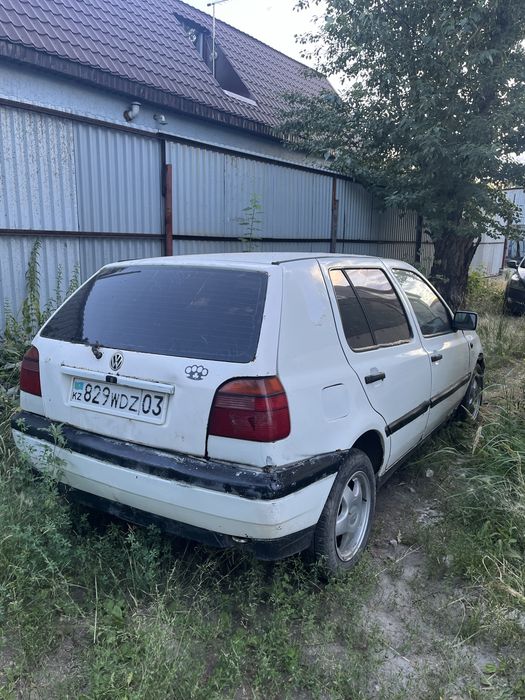 Гольф 3 продам ездила девушка.                                       .