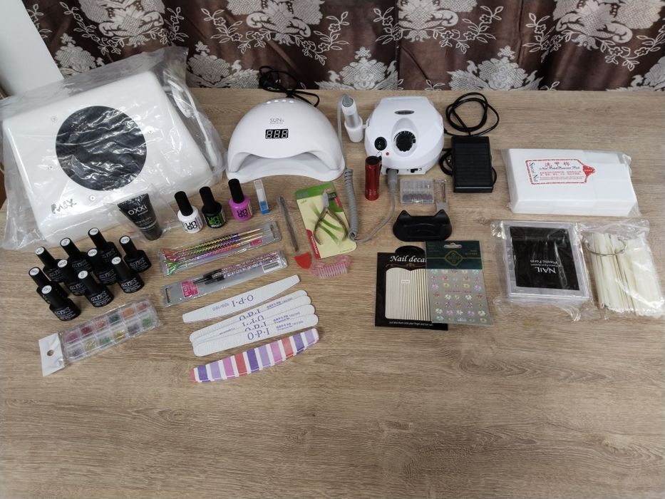 Продам набор для маникюра