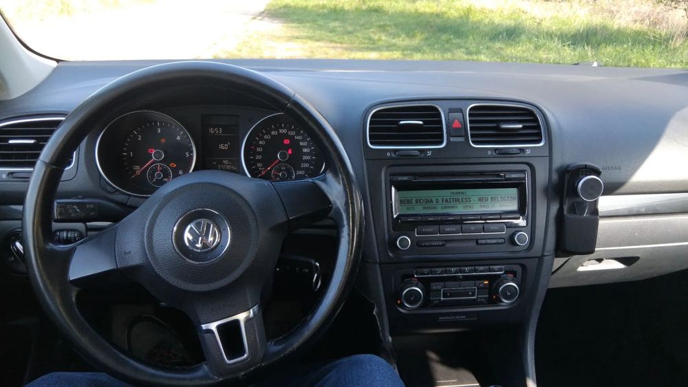 Volkswagen Golf Golf 6 diesel 2.0 l 140 cp 2350 eur negociabil 373000 km an 2010