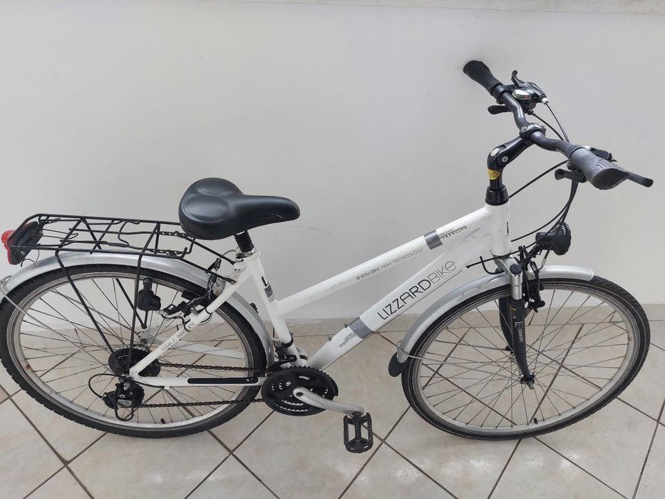 Biciclete trekking  roți  de 28