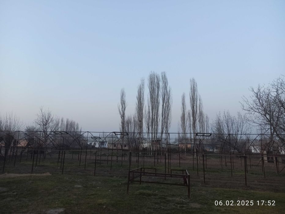 2 Теплица сотилади 2,5 соток  дан