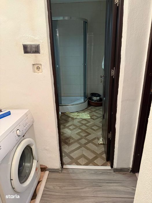 Apartament 2 camere, Rovinari zona Penny