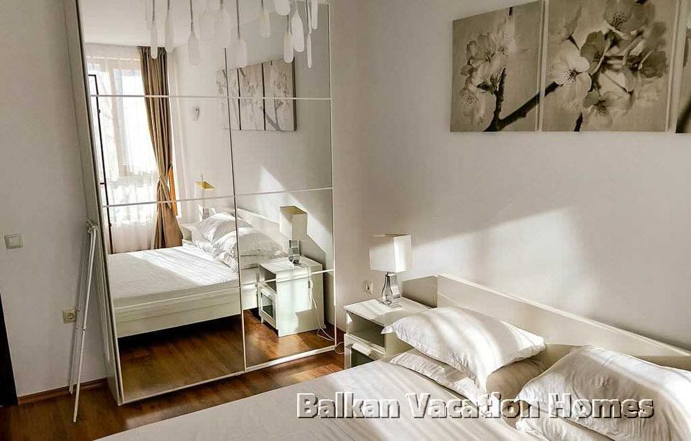 Стилен двустаен апартамент на брега на морето в Бяла