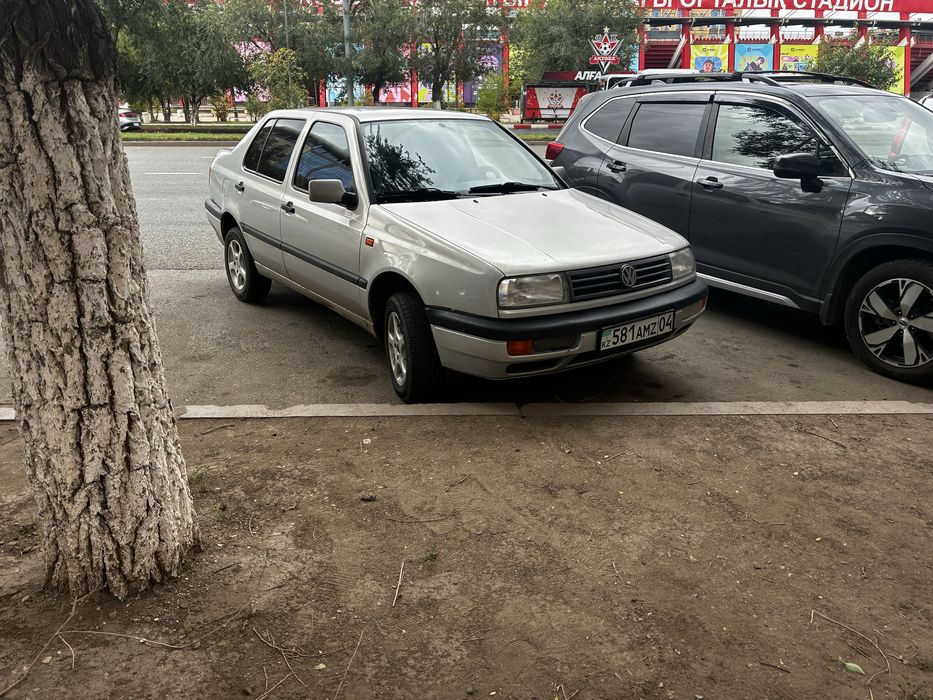 Продажа Volkswagen Vento 1.8