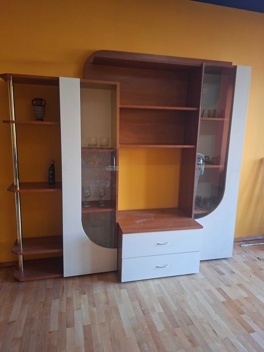 Продавам секция за хол