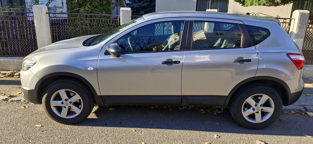 Nissan Qashqai 2011 1.6 Benzina 107000 km