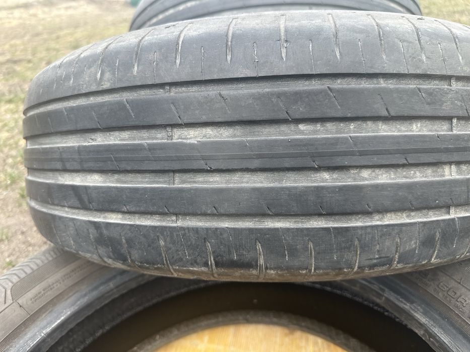 Set 4 Anvelope Vara Goodyear EfficientGrip 205/60 R16 92V - DOT 2020 (Skoda Kamiq / VW / Seat)