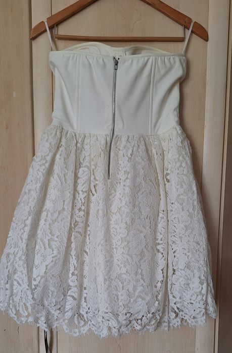 Продам  нарядное платье, цвет ivory