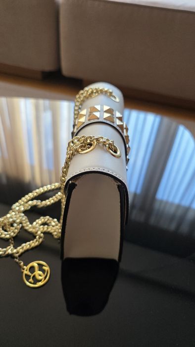 Италианска дамска чанта от естествена кожа цвят бежово-сиво