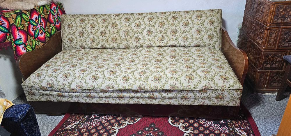 Canapea extensilibila