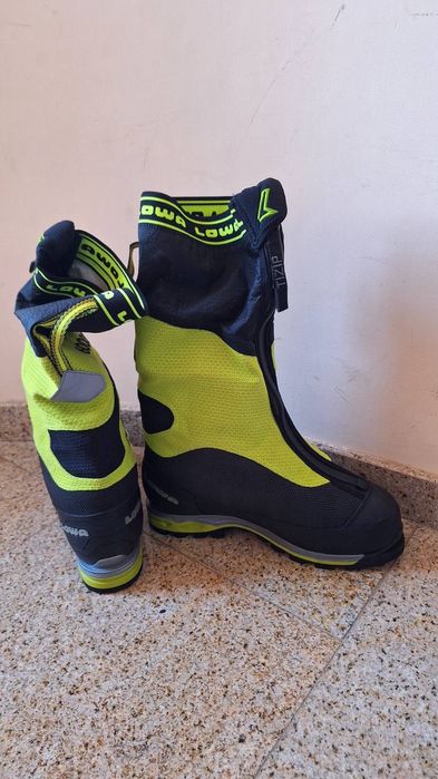 Височинни обувки Lowa RD 6000