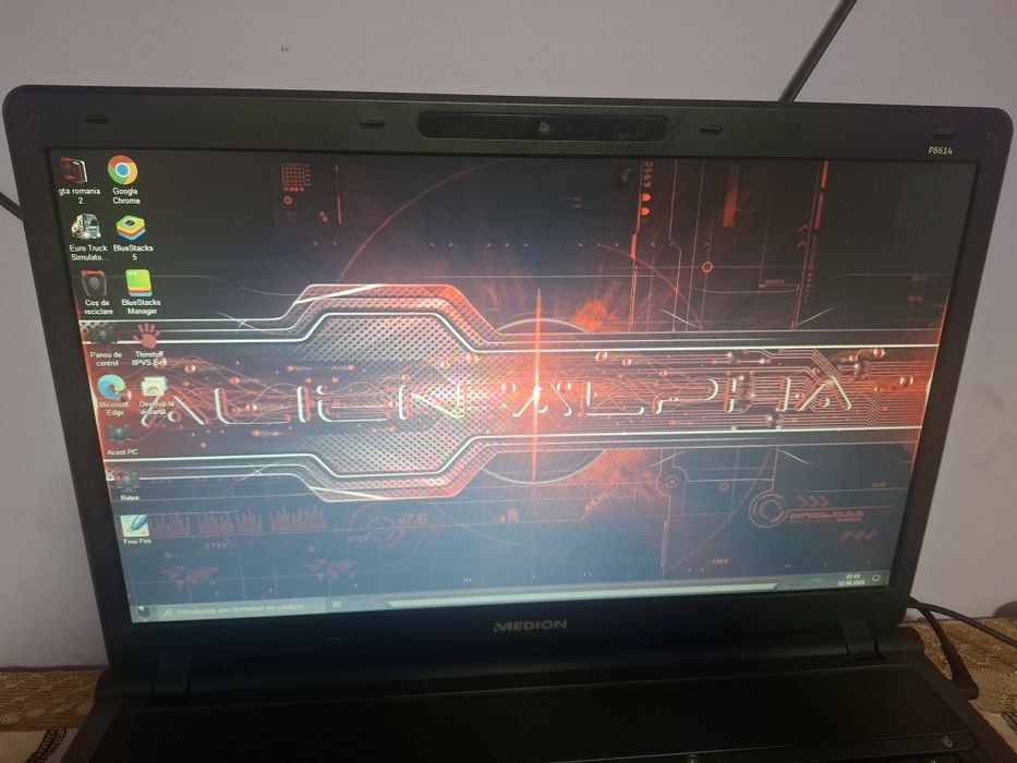 Vând laptop  in stare perfecta sau accept si schimburi