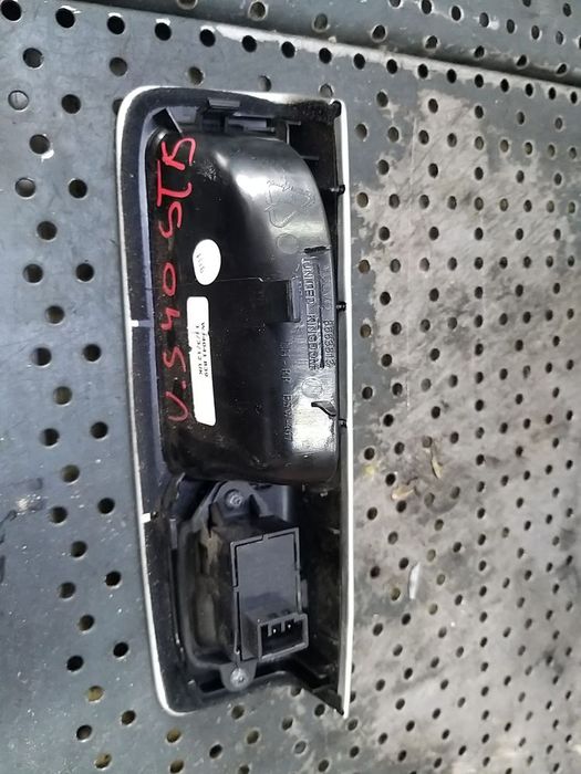 Buton geam electric stanga spate volvo s40 2 31295736