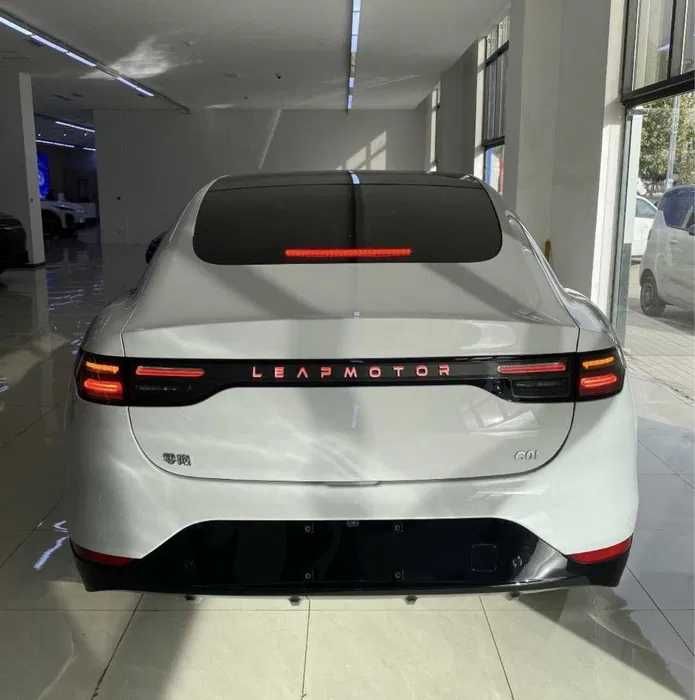 Leapmotor C01 Premium 525 pod zakaz