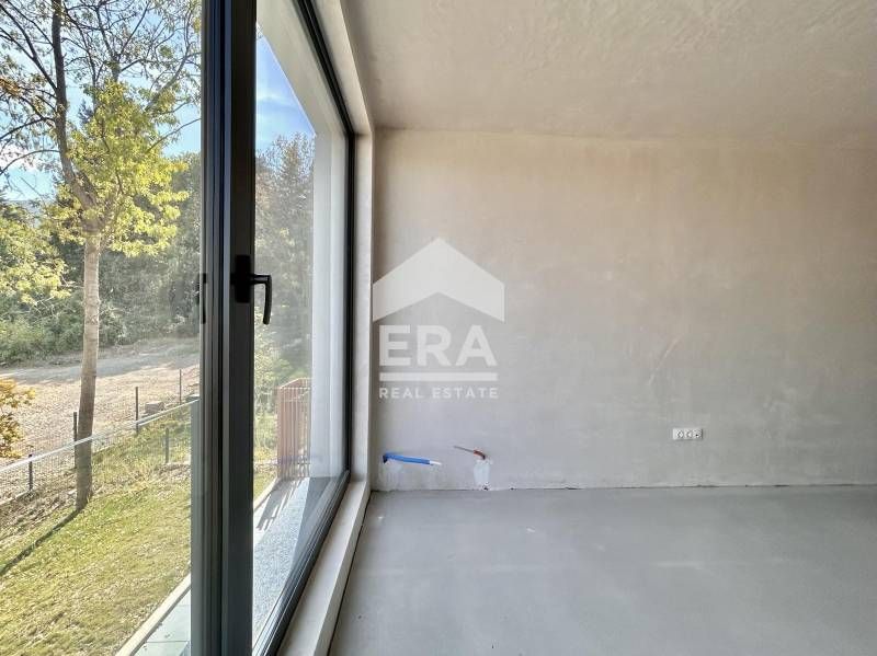 Продава се Тристаен апартамент в София, Бояна - 120 кв.м за 2792 €/кв.м - Снимка #3