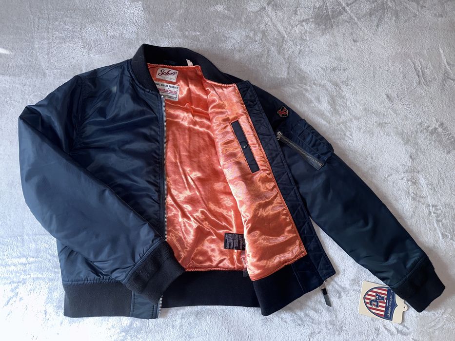 НОВО Shott - яке бомбър