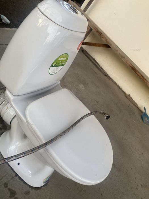 Продам унитазов !