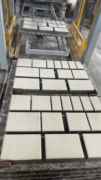 Ландхаус тратуарная брусчатка