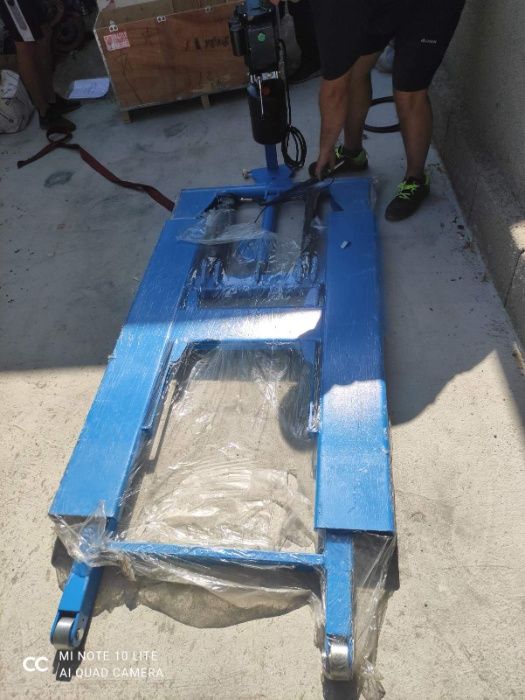 Подемник 3.0т, Ножичен, Мобилен, Най-Добрата Цена на Пазара, с Подарък